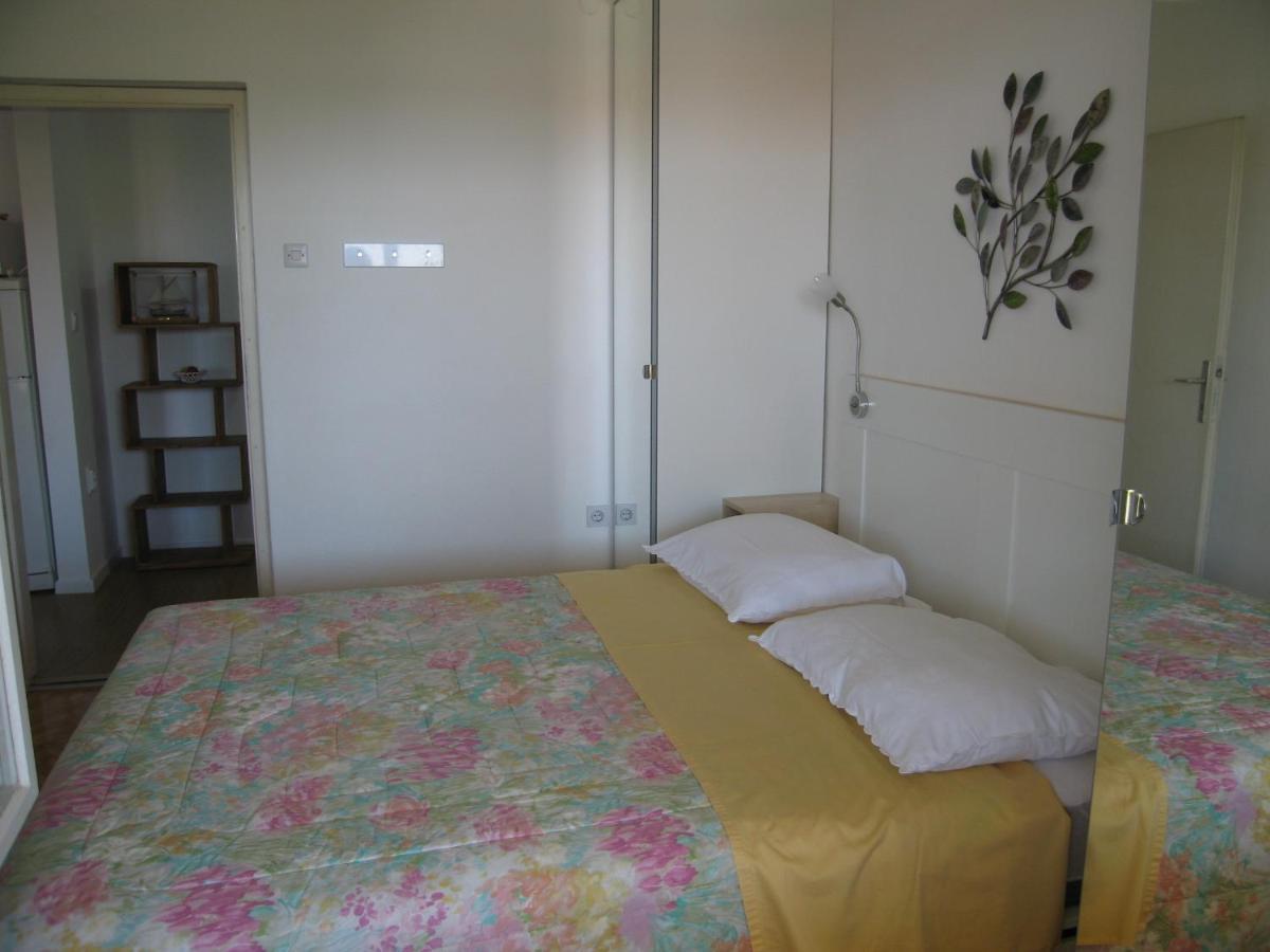 Apartment Petrinic V พูลา ภายนอก รูปภาพ
