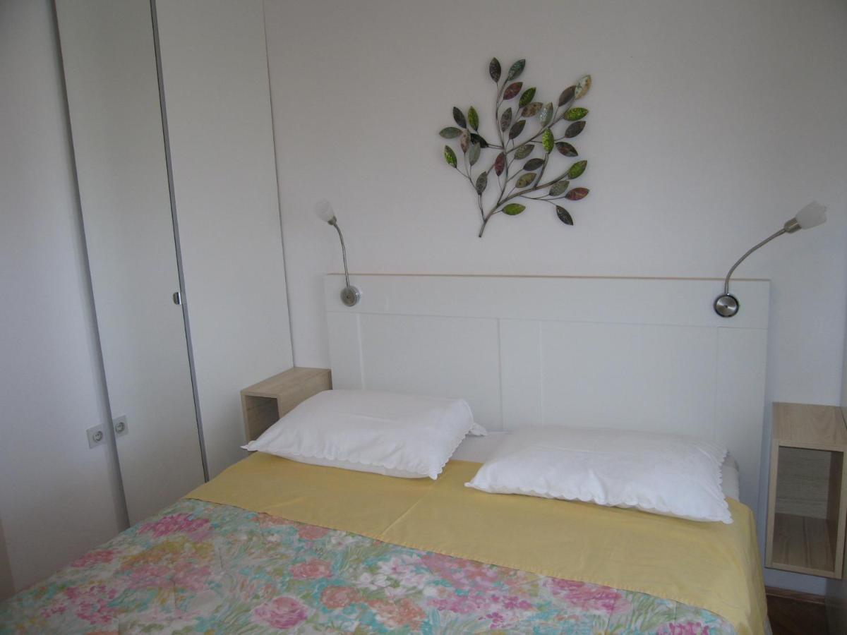 Apartment Petrinic V พูลา ภายนอก รูปภาพ