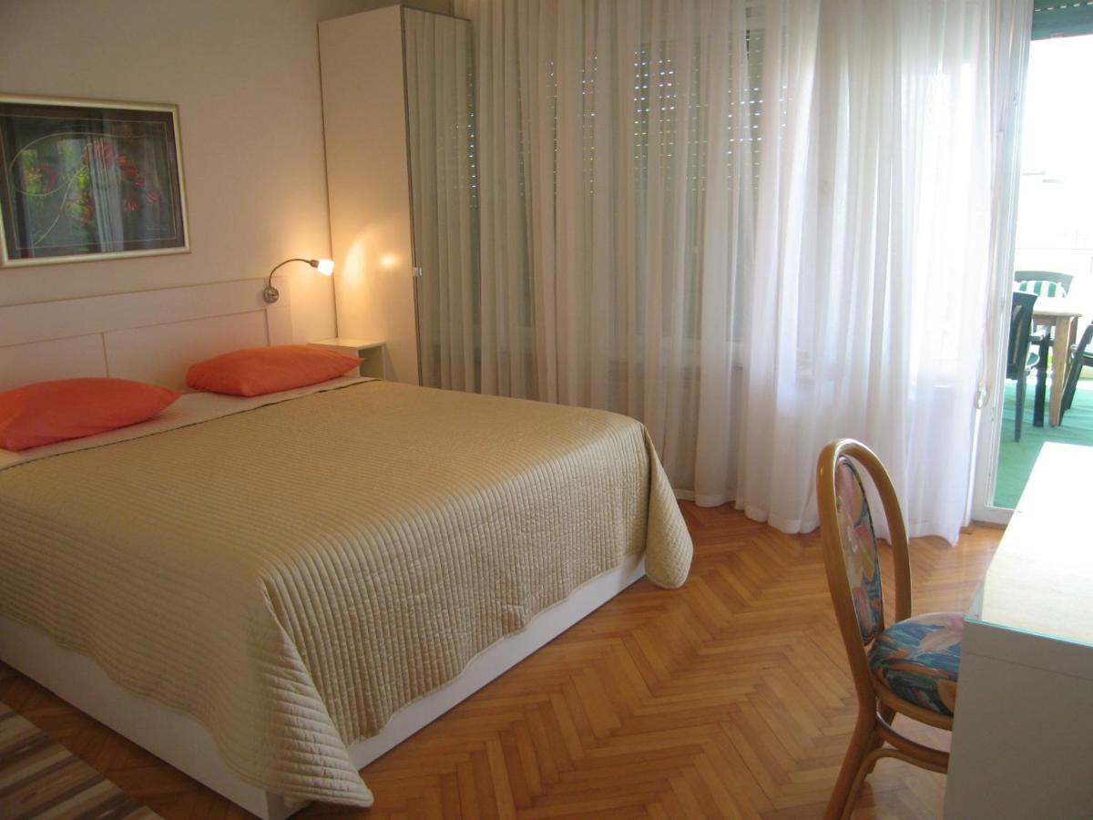Apartment Petrinic V พูลา ภายนอก รูปภาพ