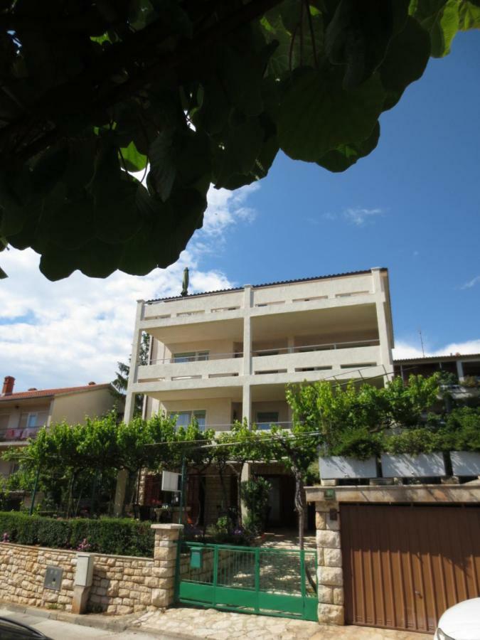 Apartment Petrinic V พูลา ภายนอก รูปภาพ