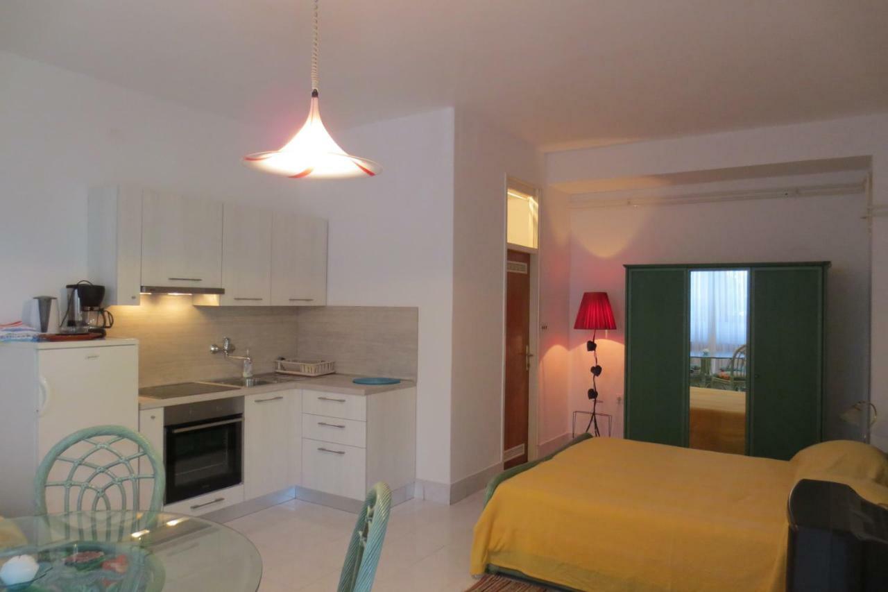 Apartment Petrinic V พูลา ภายนอก รูปภาพ