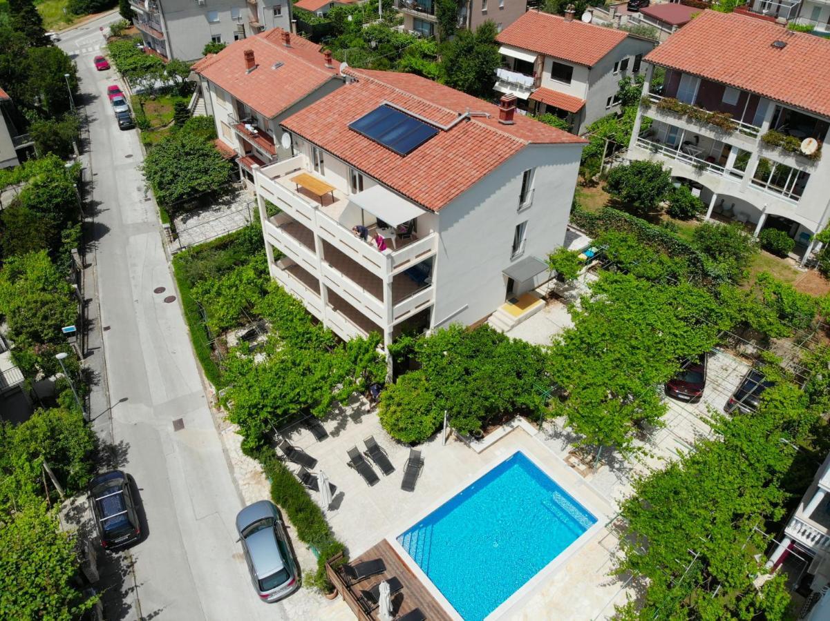 Apartment Petrinic V พูลา ภายนอก รูปภาพ